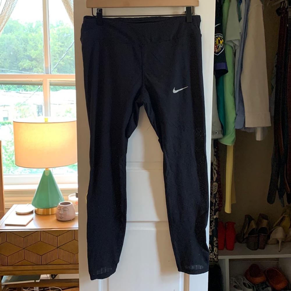 Nike Dri-Fit mesh cropped leggings